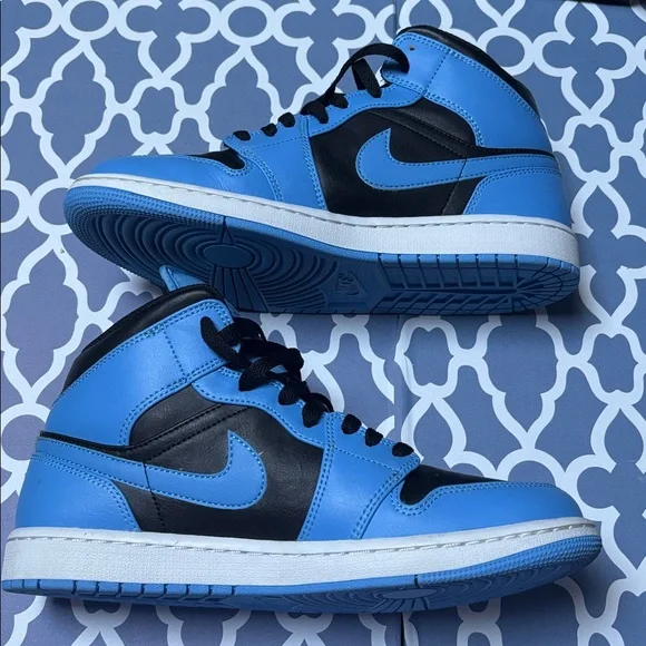 Men’s Air Jordan 1 Mid in Blue and Black size 9 - Picture 3 of 7